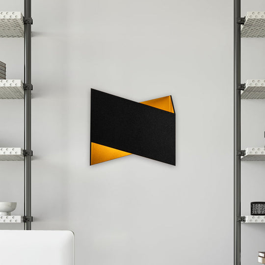 Geometric Led Wall Sconce In White/Black For Modern Stairways Black