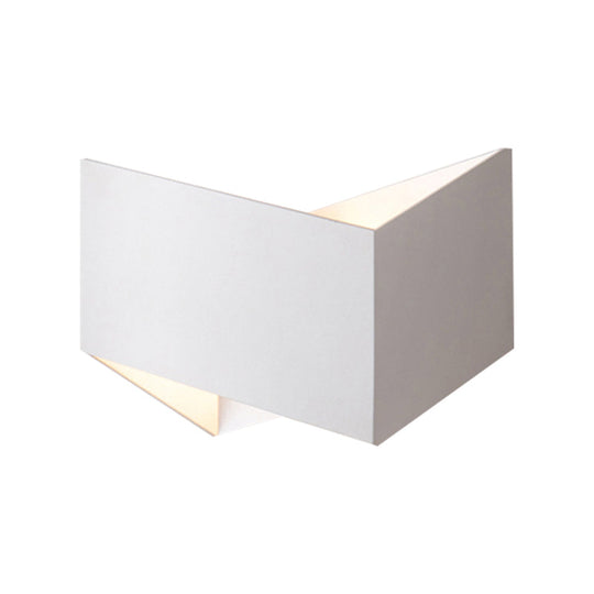 Geometric Led Wall Sconce In White/Black For Modern Stairways