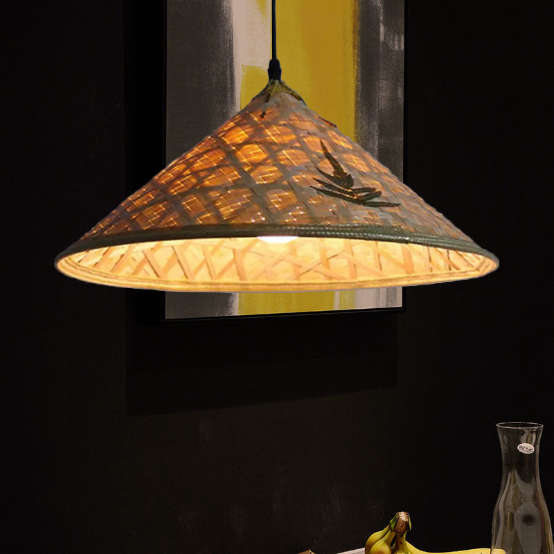 Hanging Rustic Bamboo Pendant Lamp With Hat-Shaped Shade - Perfect For Dining Tables!