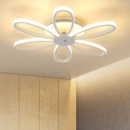 Modern Chrysanths Ceiling LED Light Fixture for Living Room in Warm or White Light, Sizes 23.5"-41