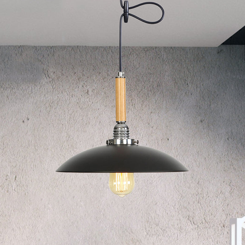 Industrial Black Metal Pendant Light With Wood Accent / 1