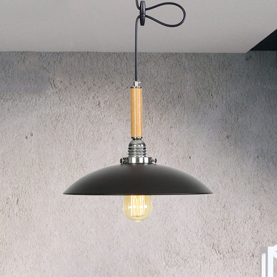 Industrial Black Metal Pendant Light With Wood Accent / 1