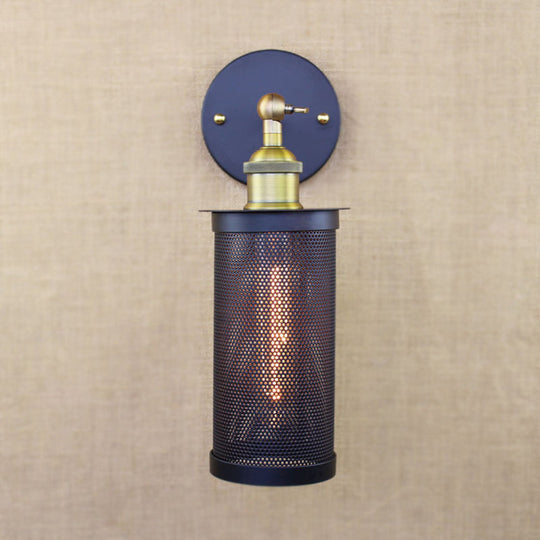 Farmhouse Mesh Metal Shade Wall Sconce In Black/Brass- 1 Light Corridor Lamp Brass