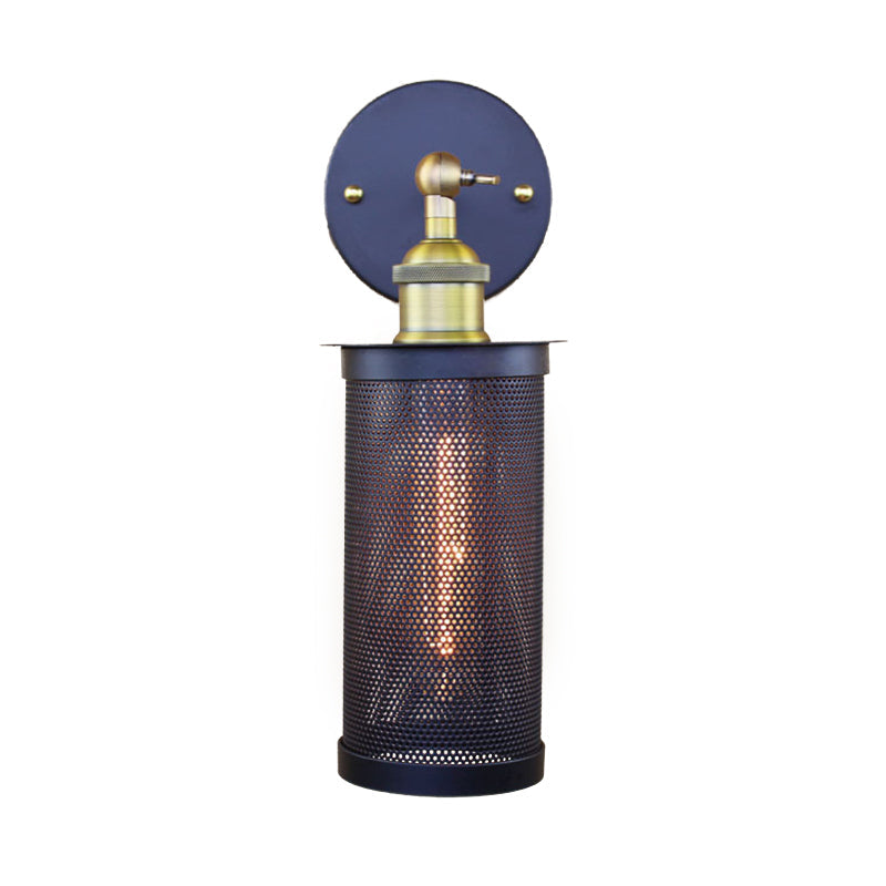 Farmhouse Mesh Metal Shade Wall Sconce In Black/Brass- 1 Light Corridor Lamp