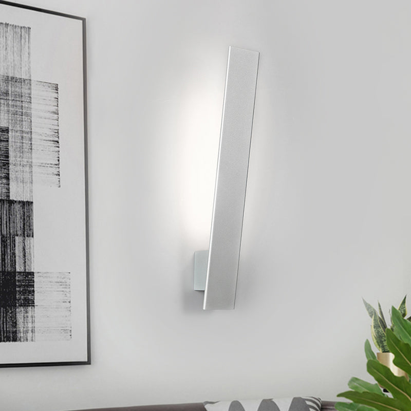 Sleek Led Wall Lighting: Aluminum Shade Black/White Finish Sconce For Bedroom