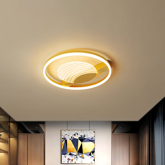 Minimalist Acrylic Circle Flush Mount Lamp in Black/Gold with LED, 16/19.5 Inch Wide, Wave Pattern, Warm/White Light