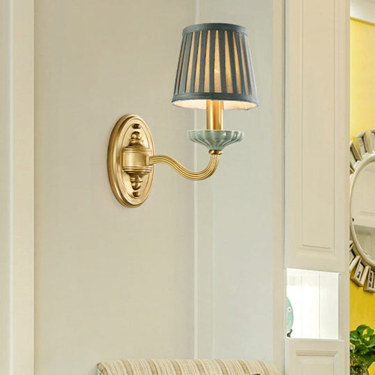 Brass Wall Sconce With Pleated Lampshade - Elegant Fabric Design For Dining Room 1 /