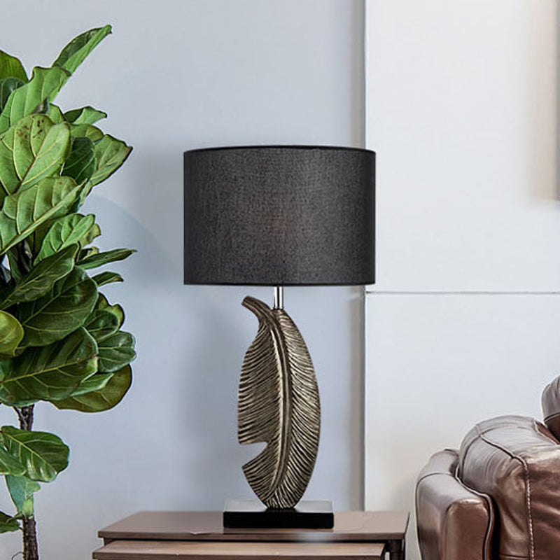 Feather Base Nightstand Lamp In Black With Classic Drum Shade For A Cozy Bedside Ambiance