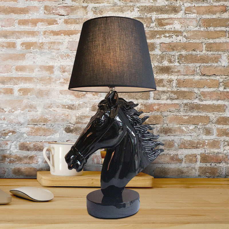 Farmhouse Resin Steed Head Night Light Table Lamp With Polished Gold/Black Finish