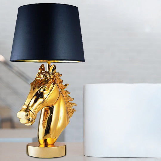 Farmhouse Resin Steed Head Night Light Table Lamp With Polished Gold/Black Finish