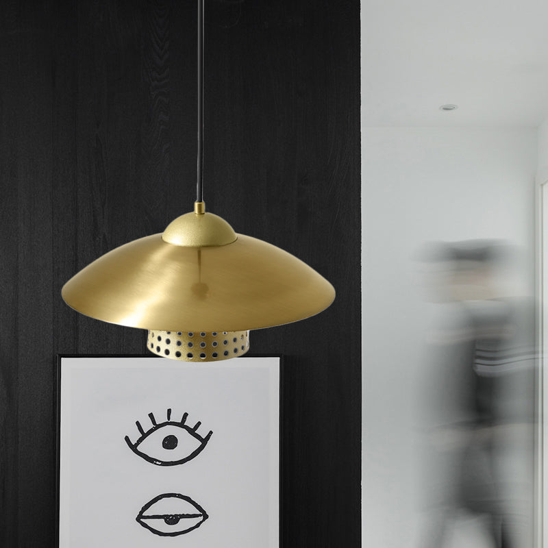 Commercial Pendant Light With Retro Mesh Cloche Design And Saucer Cap - Black/White/Gold