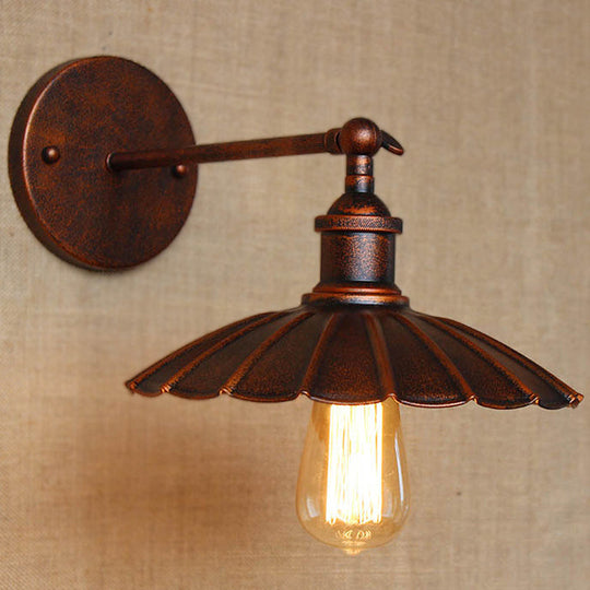 Scalloped Vintage Wall Lamp: Rotatable Metallic Light In Rustic Dark/White