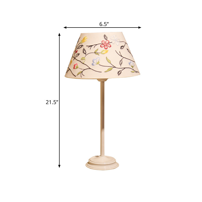 Country Style Korean White Bedside Night Lamp With Embroidered Light Fabric