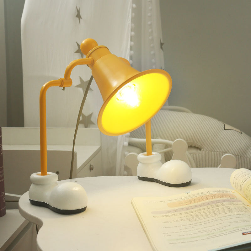 Trumpet Reading Light For Kids With Metal Frame And Yellow Finish - Single Bulb Study Lamp