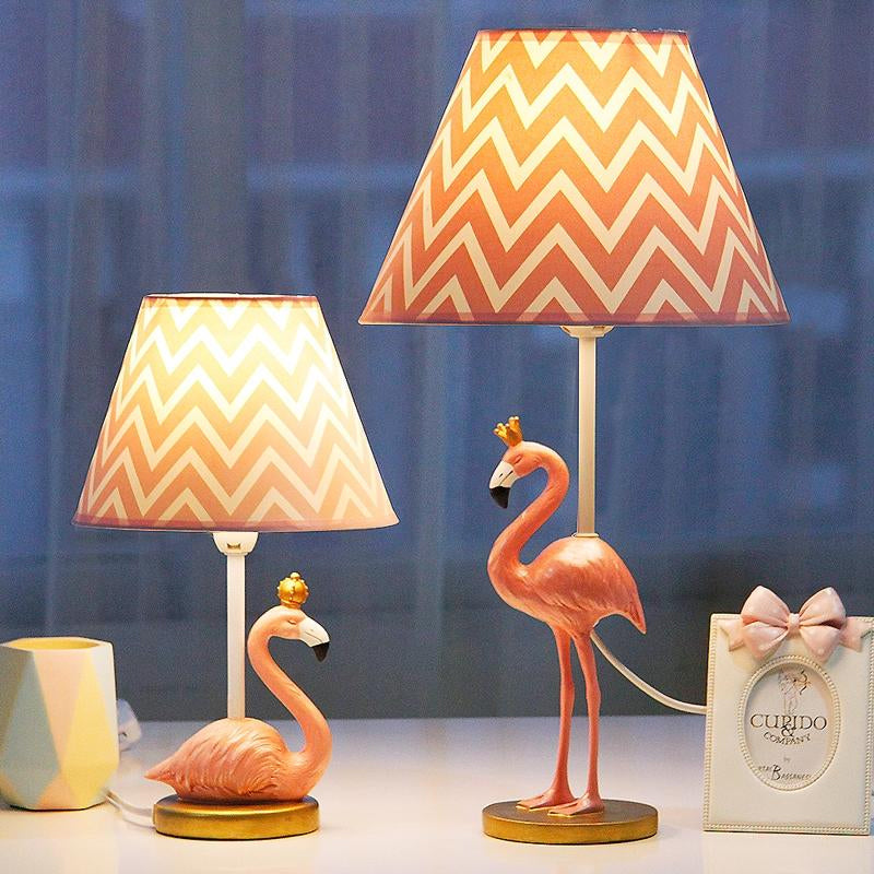 Flamingo Cartoon Resin Bedroom Nightstand Lamp In Pink - 7.5/10 Height