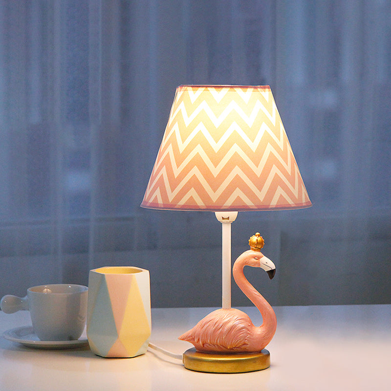 Flamingo Cartoon Resin Bedroom Nightstand Lamp In Pink - 7.5/10 Height