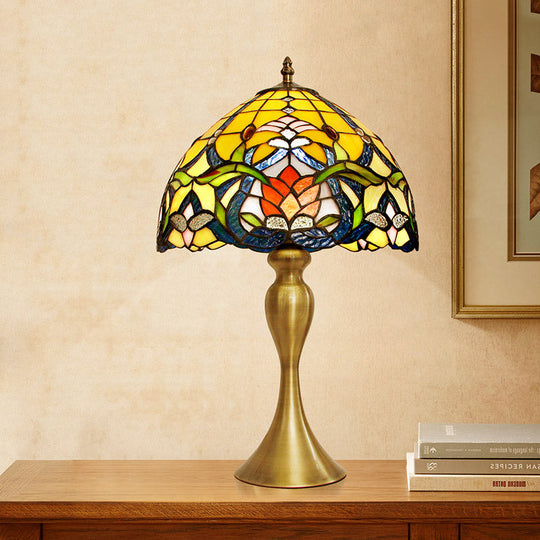 Homam - Brushed Brushed Brass 1 Head Nightstand Light Tiffany Floral Glass Bowl Shade Table Lamp