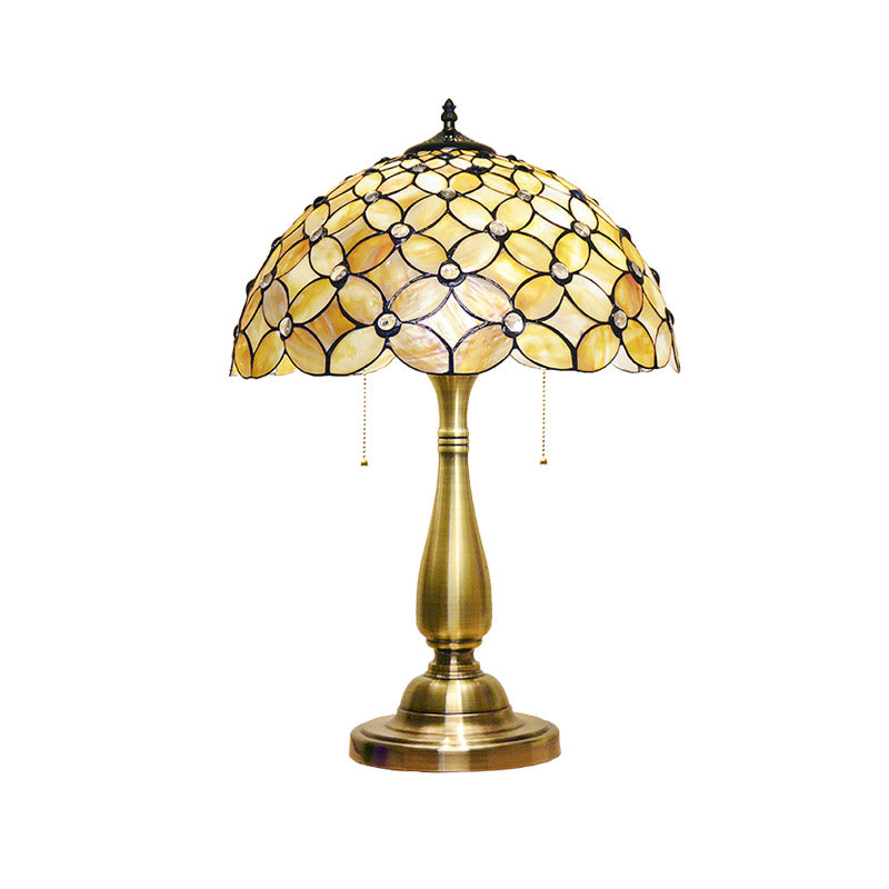 Megrez - Baroque 2 Bulbs Living Room Night Lamp Baroque Gold Pull-Chain Table Lighting with Crisscrossed Flower Shell Shade