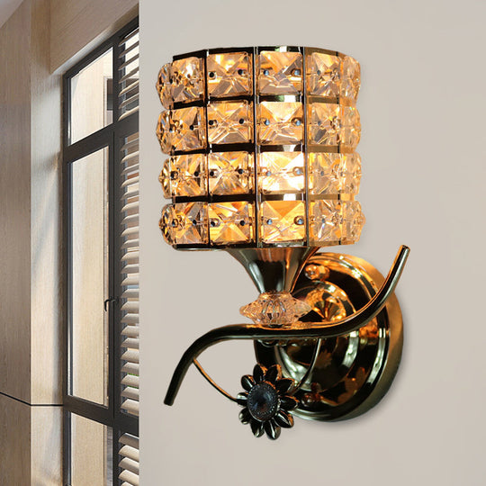 Modern Metal Wall Light Fixture With Crystal Shade And Cylinder Design - Ideal For Living Room Gold