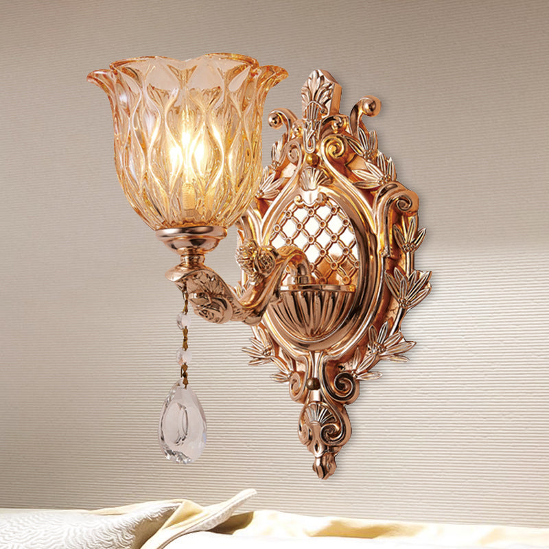 Amber Glass Floral Wall Light - Traditional Single Bulb Sconce Lighting In Gold