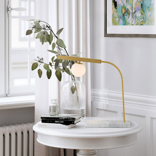 Arkab Prior - Minimalist Table Lamp