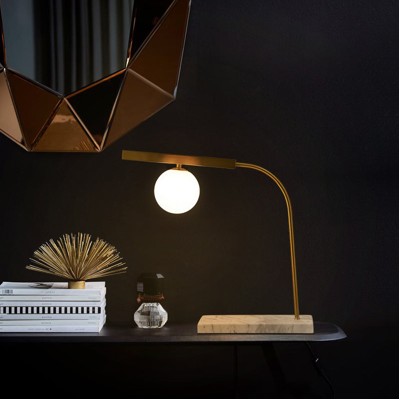 Arkab Prior - Minimalist Table Lamp