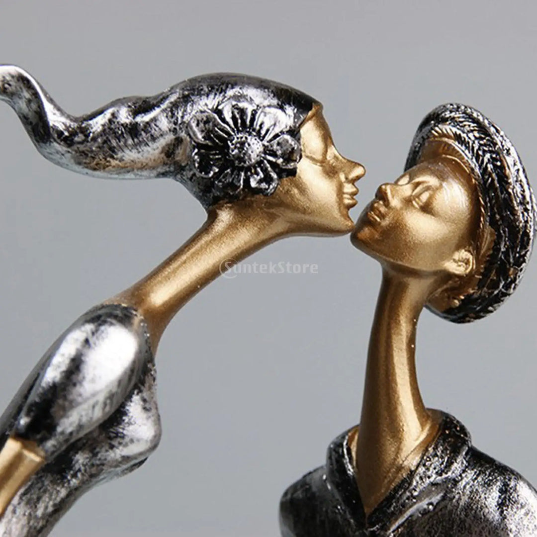 Marlee Kiss Couple Lovers Statue Resin Figurine