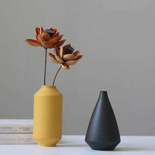 Jessica Morandi Color Ceramic Vase: Elevate Your Home Decor