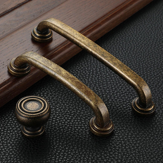 Lena's Antique Brass Retro Cupboard Pull Handles