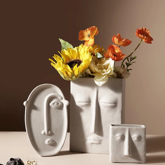 Hadassah Nordic Creative Ceramic Face Vase