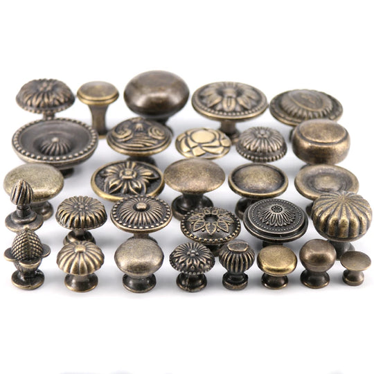 Matilda 1x Antique Bronze Kitchen Cabinet Drawer Knobs