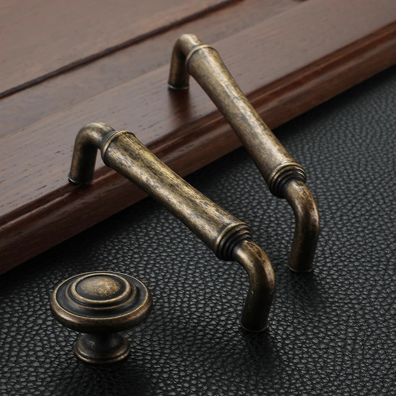 Lena's Antique Brass Retro Cupboard Pull Handles