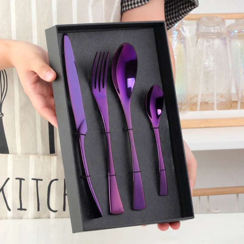 Jayla 4 Piece Cutlery Box Set