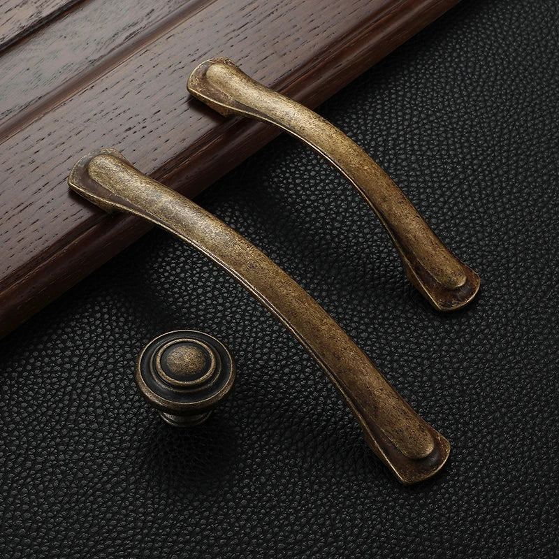 Lena's Antique Brass Retro Cupboard Pull Handles