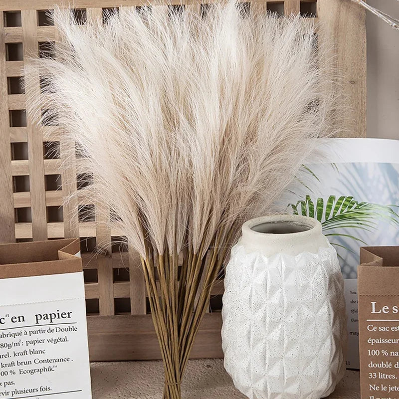 Aylin Ava's Simulated Fluffy Pampas Grass Bohemian Decorative Flowers