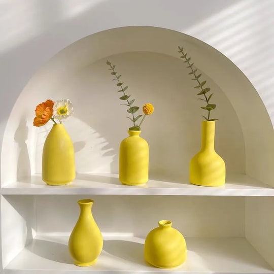 Ivory Yellow Ceramic Vase: Radiant Elegance for Your Home