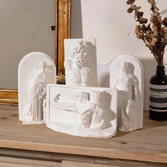 Ella's Nordic INS Style Gypsum Statue