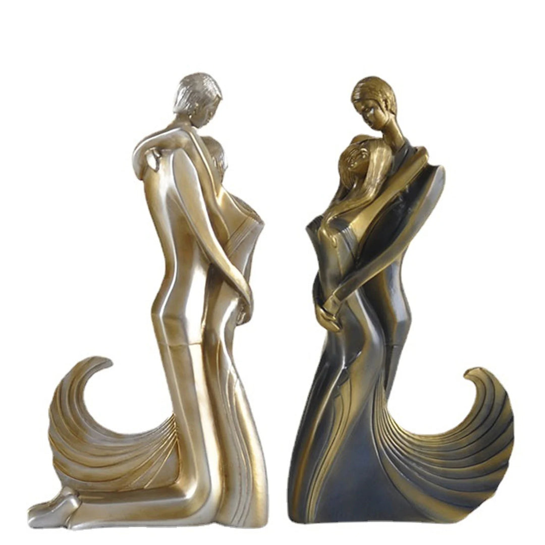 Salem Resin Couple Embrace Statue