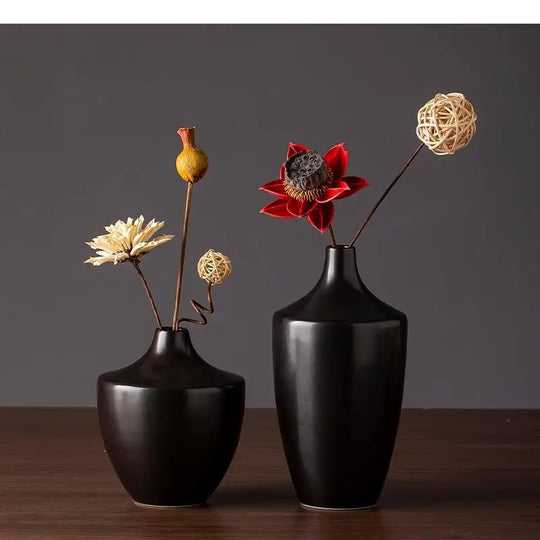 Makenzie Black Series Ceramic Vase: A Modern Touch for Your Home