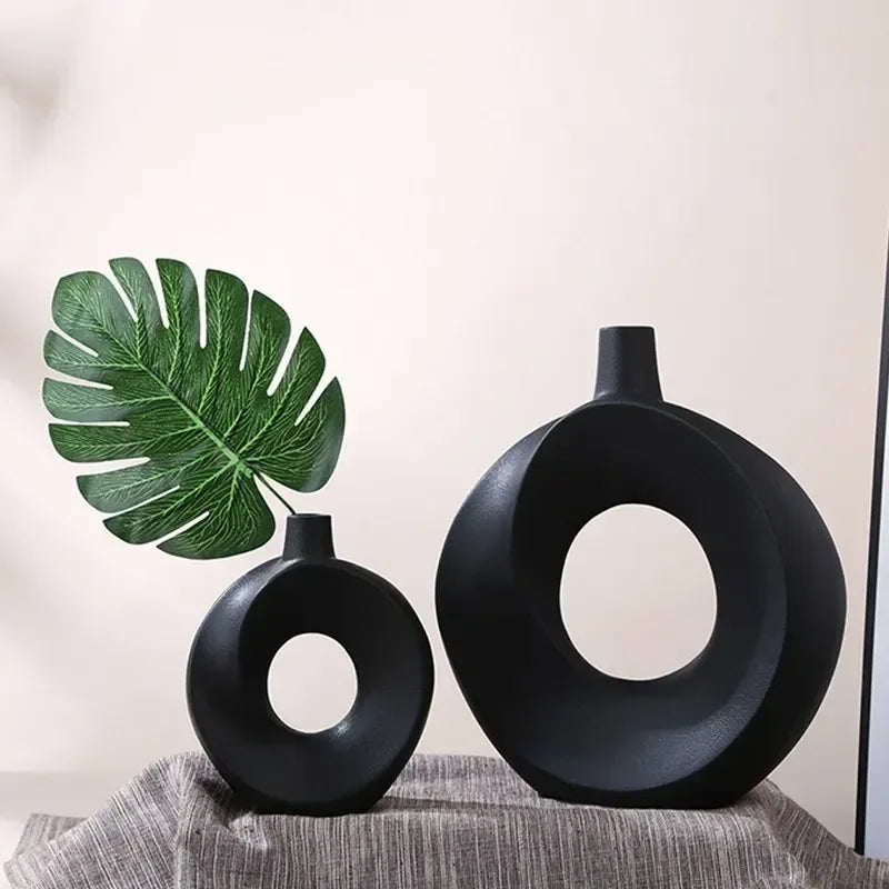 Kathryn Geometric Ceramic Vase Circular Hollow Donut