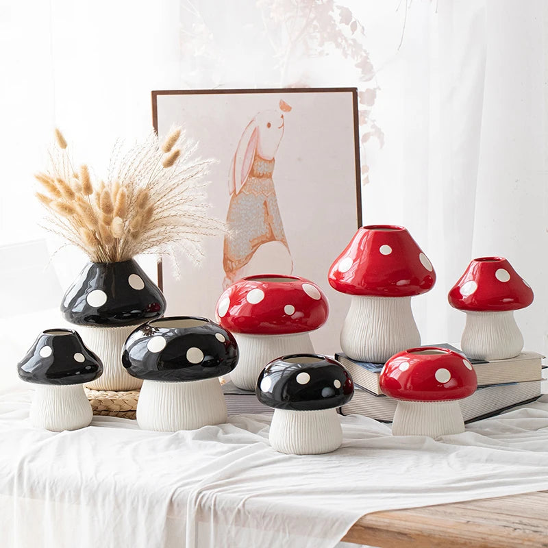 Alanna Creative Mushroom Vase: A Whimsical Touch to Your Home