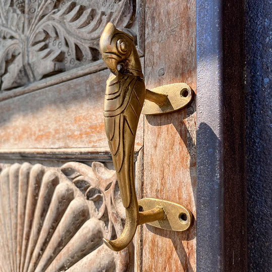 Ila Art Parrot Brass Door Handle: A Touch of Artistry for Your Doors