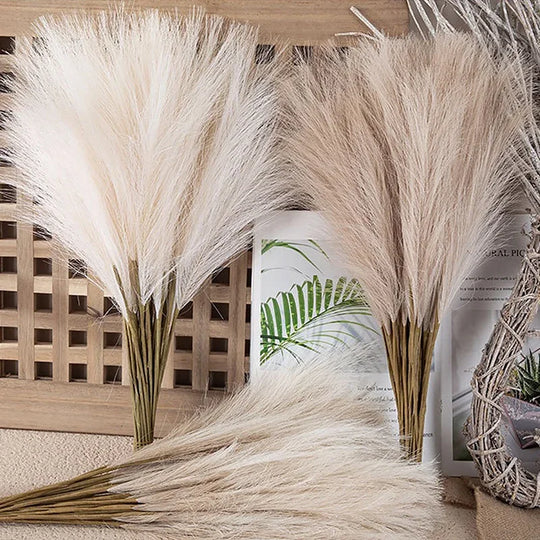 Aylin Ava's Simulated Fluffy Pampas Grass Bohemian Decorative Flowers