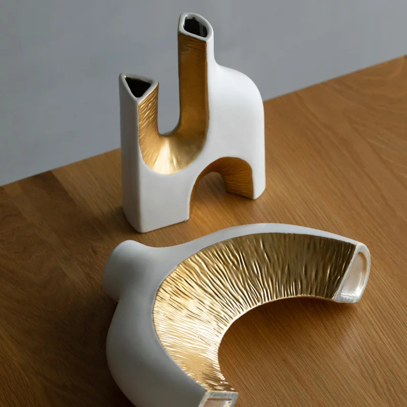 Lilian Golden Shaped Ceramic Vase: A Touch of Modern Elegance