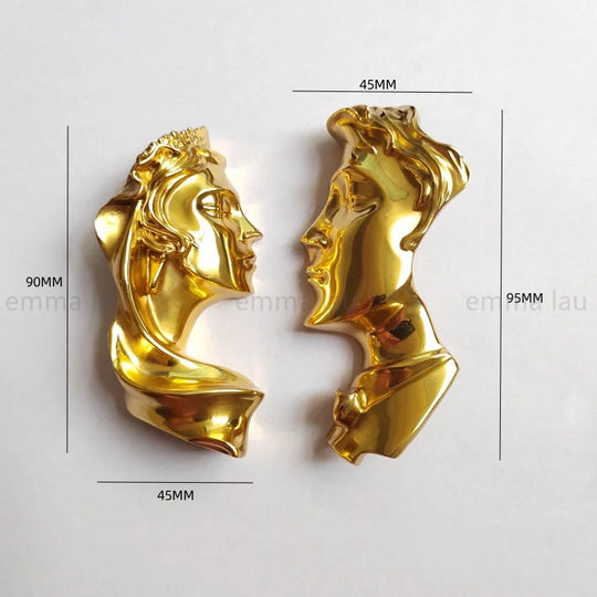 Ainhoa Bright Gold Art Face Wardrobe Handle