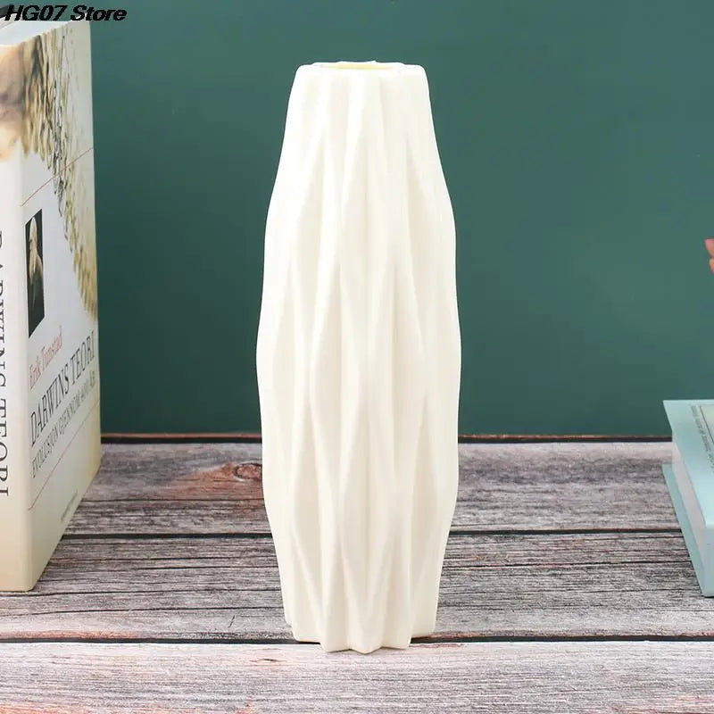 Janelle Modern Imitation Ceramic Flower Vase: Chic Home Accent