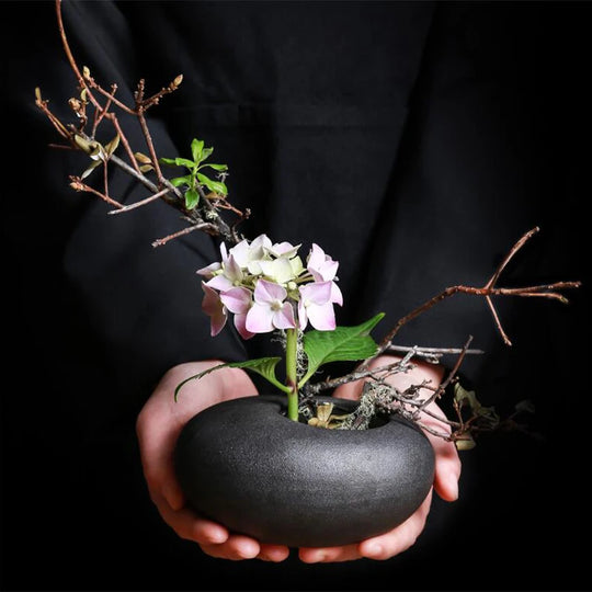 Addilyn Ceramic Water Drop Flower Pot: Blend Zen and Elegance