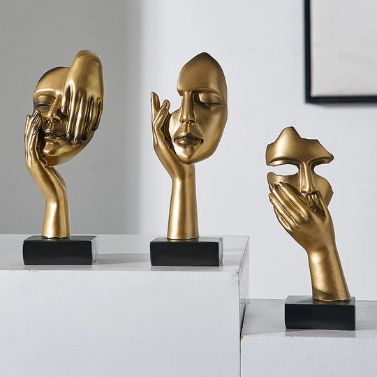 Leah's Nordic Abstract Face Statue: A Symbol of Elegance and Artistry