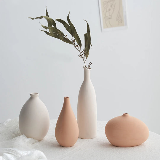 Davina Abstract Vases Art Ceramic Crafts: A Modern Twist to Home Decor