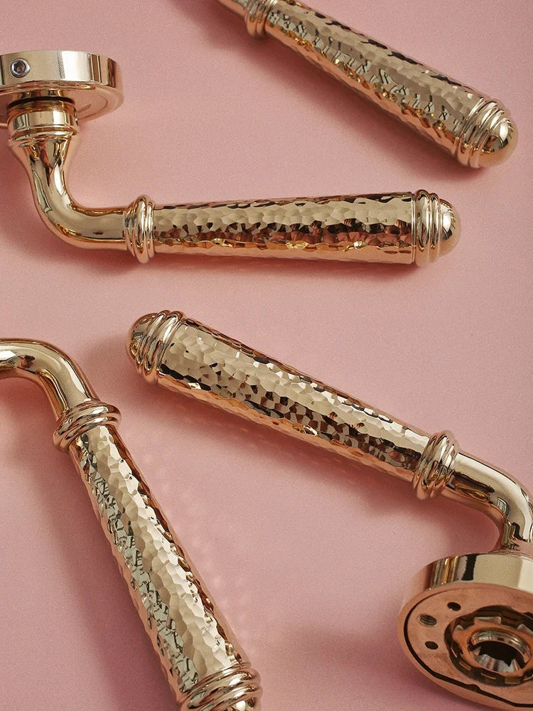 Coraline Brass Hammer Pattern Door Handles: A Touch of Elegance for Your Doors